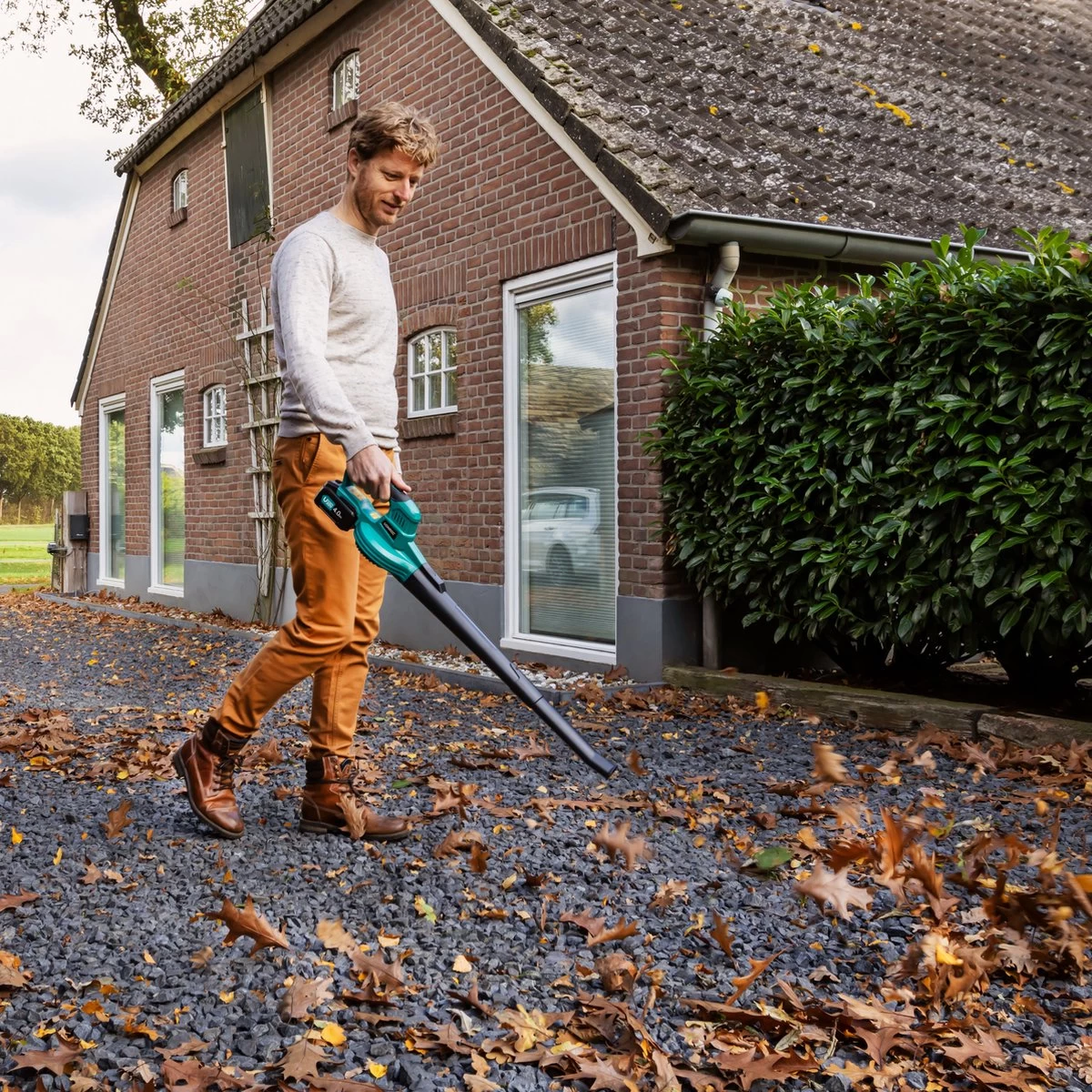 VONROC Accu Bladblazer – VPower 20V – 2 Standen – Max. Blaassnelheid 190km/u – Incl. 4.0Ah Accu En Sneloplader - Image 4