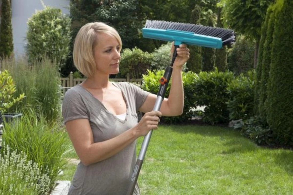 GARDENA Combi System Straatbezem - Aanbevolen Steellengte 130-150 Cm - Image 15