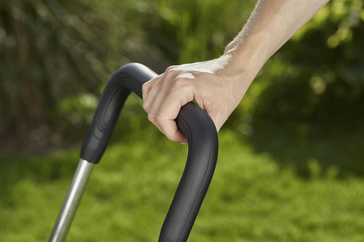 GARDENA - AquaRoll M CleverRoll Easy Slangenwagen - Maximaal 60 Meter - Inklapbare Zwengel - Image 10