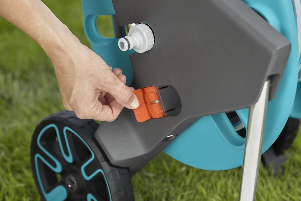 GARDENA - AquaRoll M CleverRoll Easy Slangenwagen - Maximaal 60 Meter - Inklapbare Zwengel - Image 6