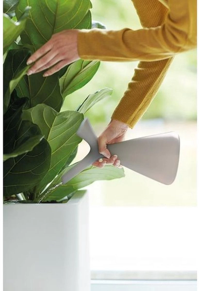 Elho Plunge Gieter 20 - Gieter Voor Binnenaccessoires - Ø 15.0 X H 29.5 Cm - Grijs/Warm Grijs - Image 4